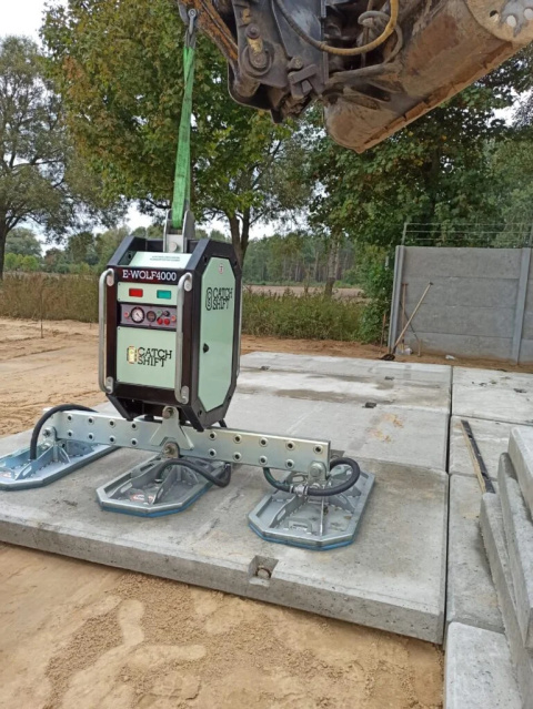 chwytak-prozniowy-catchshift-e-wolf-4000kg-elementy-betonowe chwytak-prozniowy-catchshift-e-wolf-4000kg-elementy-betonowe