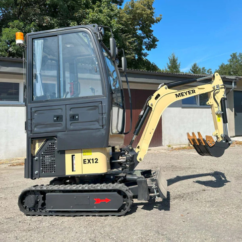 Minikoparka Meyer EX12 z kabiną 1.3T Yanmar joystick skrętne ramię - Fenix Maszyny Minikoparka Meyer EX12 z kabiną 1.3T Yanmar joystick skrętne ramię - Fenix Maszyny
