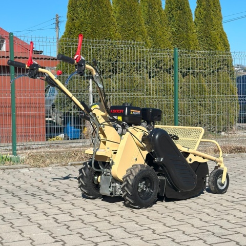 Profesjonalna kosiarka bijakowa Meyer KB600 z silnikiem Loncin i hydraulicznym przesuwem bocznym Profesjonalna kosiarka bijakowa Meyer KB600 z silnikiem Loncin i hydraulicznym przesuwem bocznym