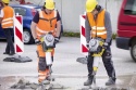 Młot spalinowy Wacker Neuson BH40 w akcji wyburzeniowej
