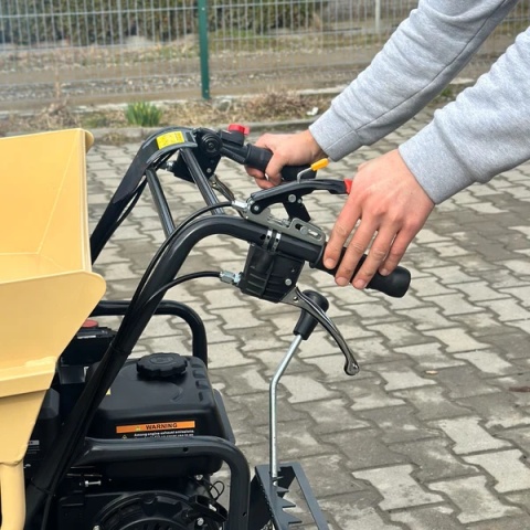 Terenowe wozidło kołowe Meyer T500L z napędem 4x4 i ładownością 450kg Terenowe wozidło kołowe Meyer T500L z napędem 4x4 i ładownością 450kg