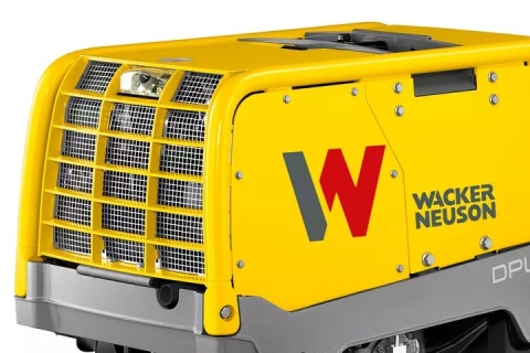 Potężna zagęszczarka rewersyjna Wacker Neuson DPU 110 Lem do głębokiego zagęszczania gruntu Potężna zagęszczarka rewersyjna Wacker Neuson DPU 110 Lem do głębokiego zagęszczania gruntu