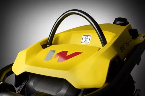 Profesjonalny ubijak Wacker Neuson BS 62-2/28 z silnikiem 2-suwowym do zagęszczania gruntu