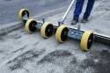 Listwa zgarniająca Probst levelfix 75-125 cm podczas pracy