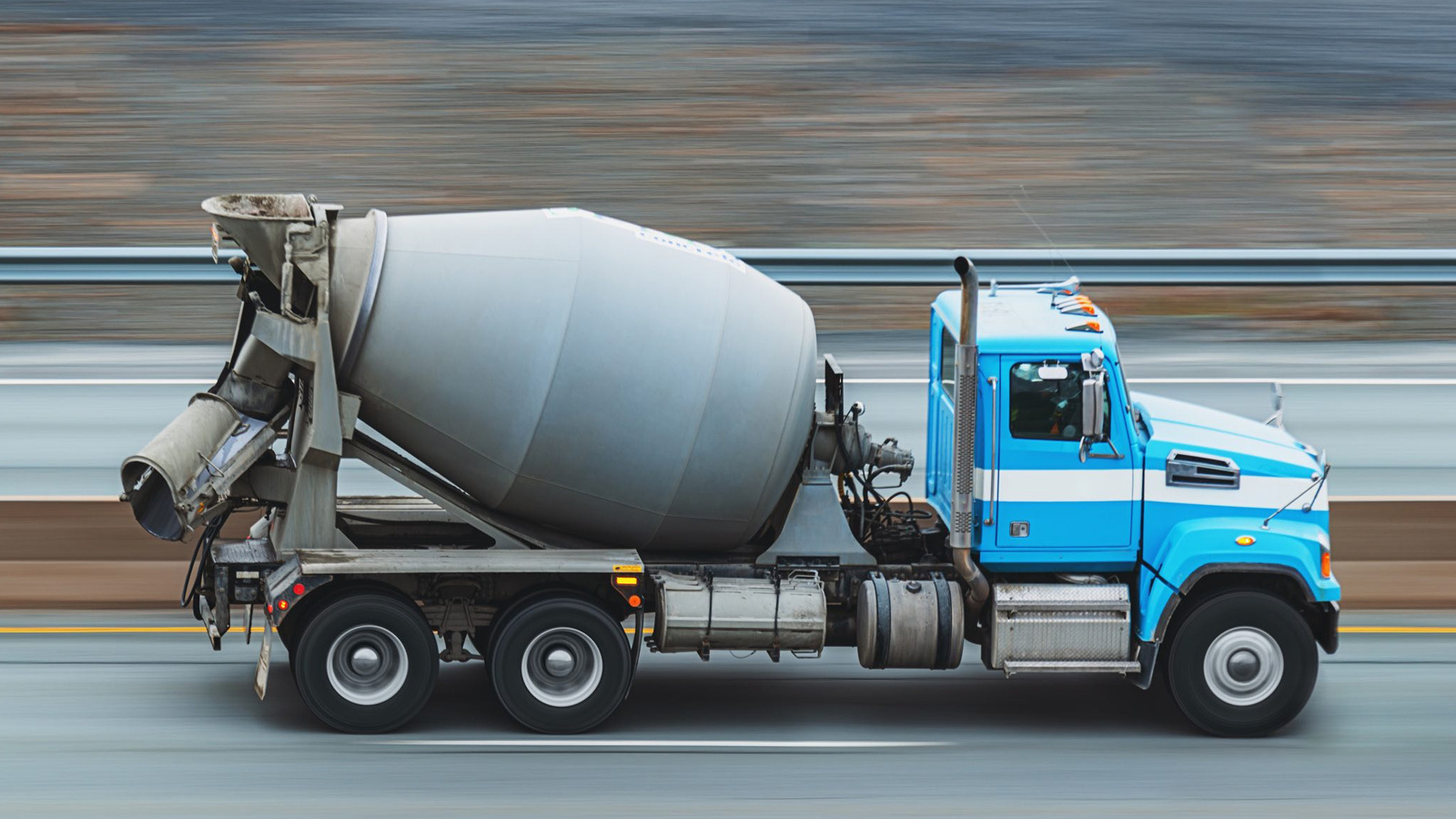 Ile kosztuje beton z gruszki? Cena, koszt transportu, pojemność gruchy